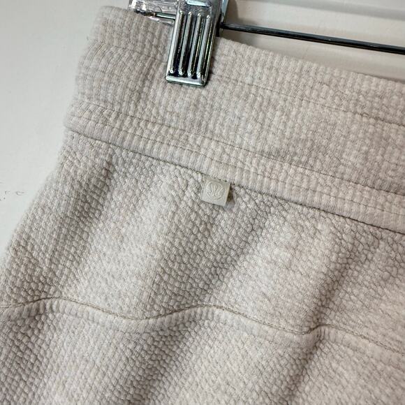 Lululemon Ribbed High-Rise Jogger 7/8 Length Textured Ankle Cream 6 Athleisure - Picture 5 of 7